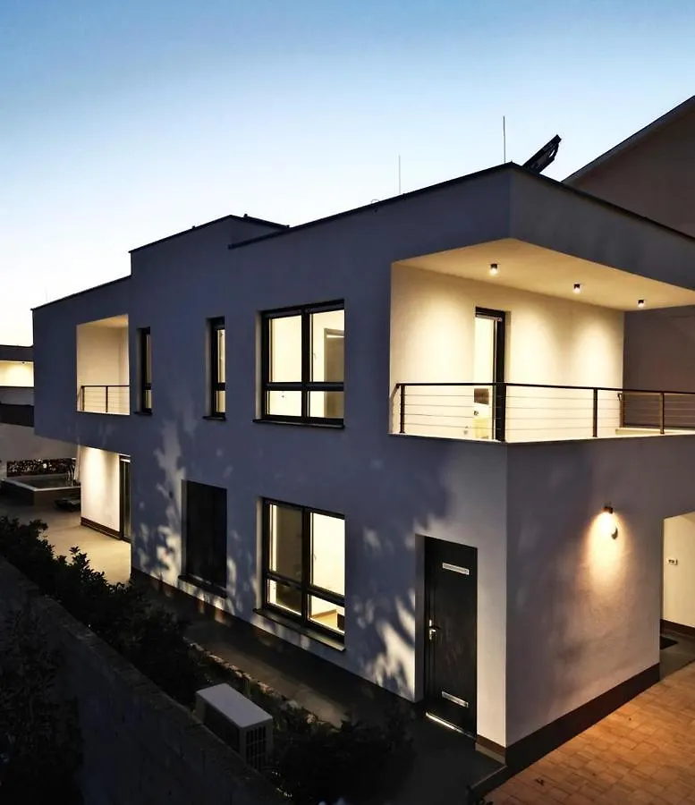 Neptunia - 4 Bedroom Villa Medulin